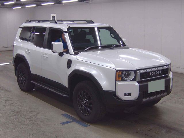 2025 Toyota Land Cruiser 250 VX 4WD Japan auction vehicle