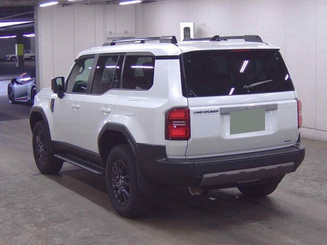 2025 Toyota Land Cruiser 250 VX 4WD auction photo 2