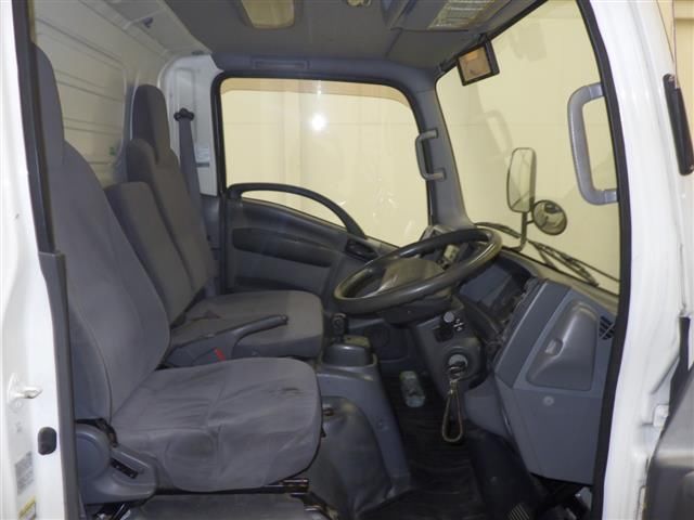 2011 Isuzu Elf 冷蔵・冷凍車 auction photo 6