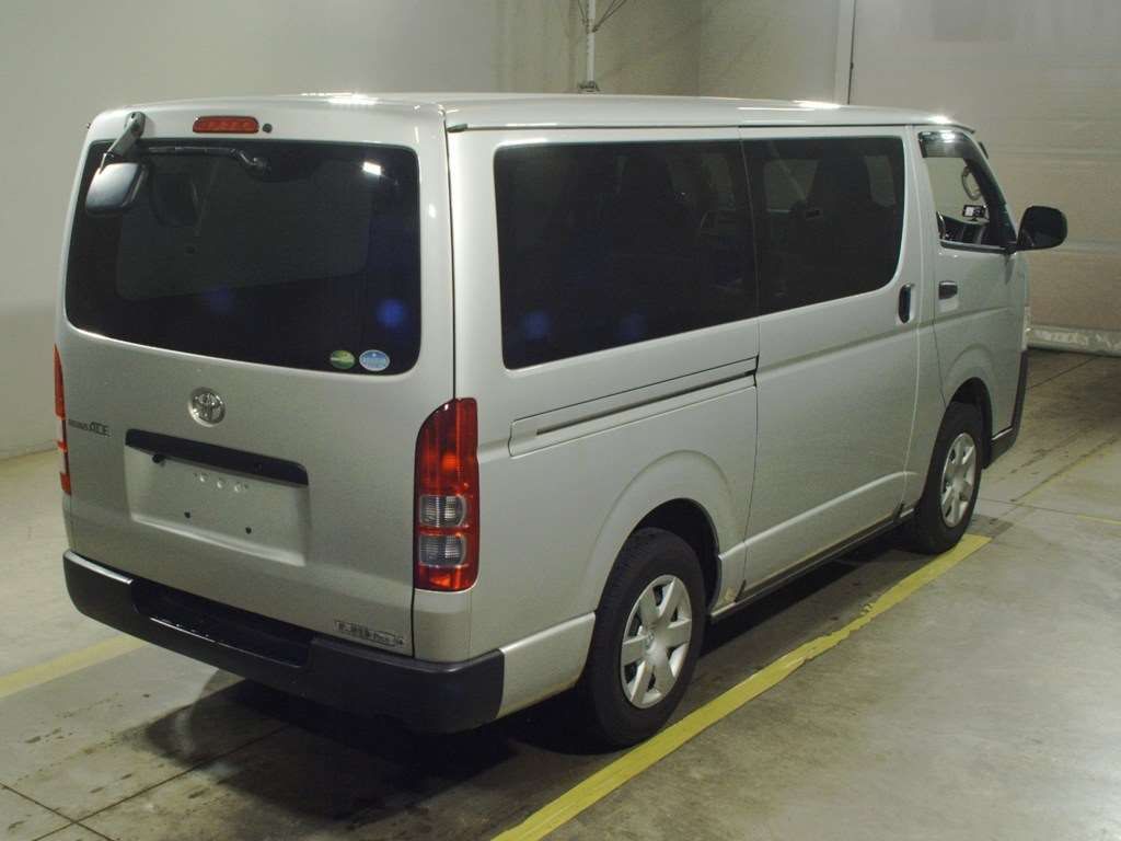 2020 Toyota Regius Ace Long DX 4WD auction photo 2