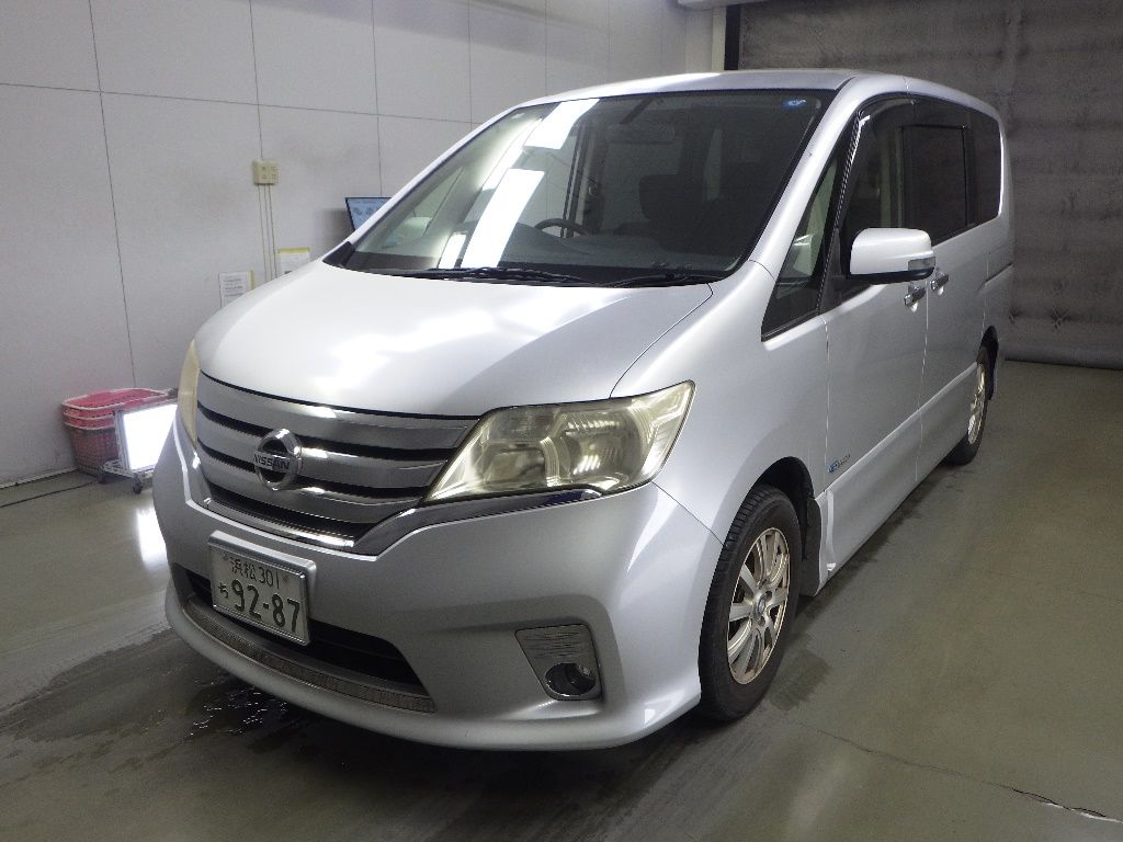 2013 Nissan Serena ハイウェイスターSハイブリッド auction photo 4