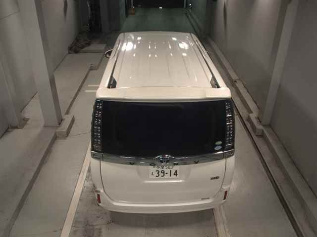 2014 Toyota Voxy Hybrid V auction photo 7