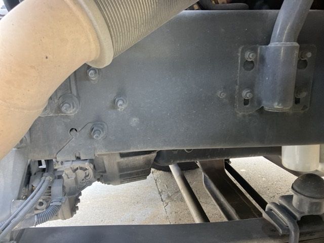 2018 Nissan Diesel UD chassis auction photo 15
