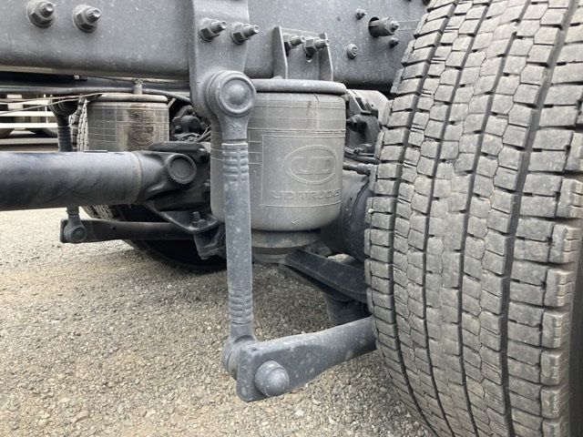 2018 Nissan Diesel UD chassis auction photo 8