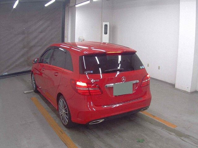 2017 Mercedes-Benz B-Class B180 Sporedasev auction photo 2
