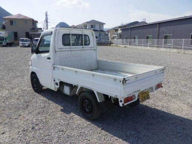 2012 Nissan NT100 Clipper SD 三方開 auction photo 2