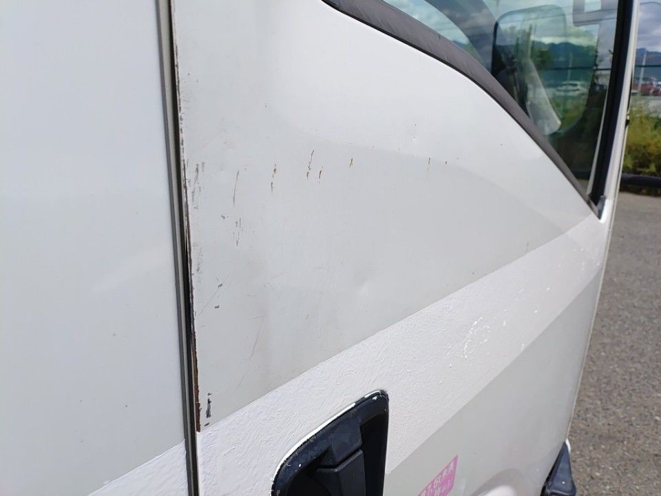 2017 Isuzu Elf auction photo 23