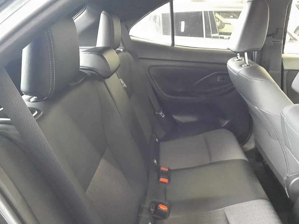 2023 Toyota Yaris Cross Z auction photo 11