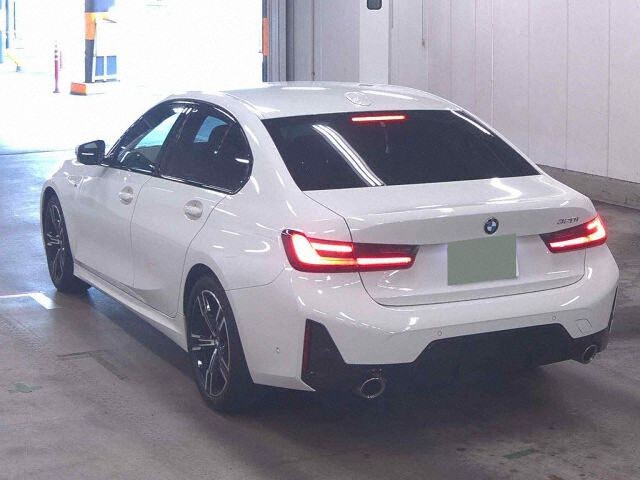 2024 BMW 3 Series 320I Mスポーツ auction photo 2