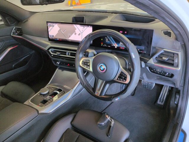 2024 BMW 3 Series 320I Mスポーツ auction photo 3