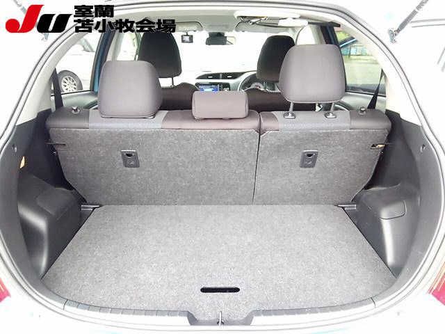 2016 Toyota Vitz 4WD F LEDエディション auction photo 9