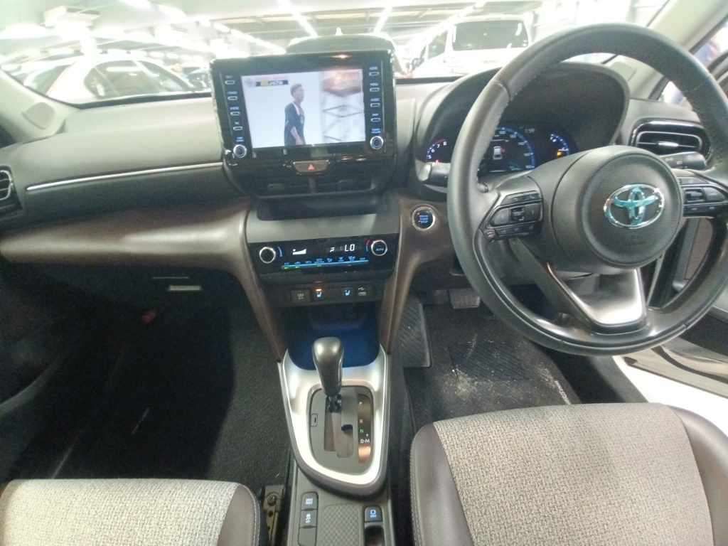 2021 Toyota Yaris Cross Z auction photo 11