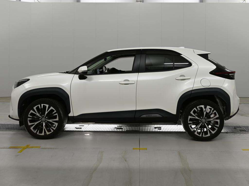 2021 Toyota Yaris Cross Z auction photo 4