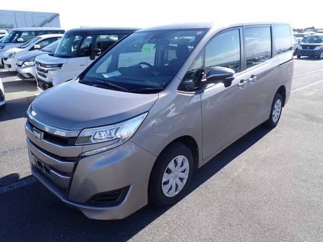 Japan Auction Vehicles 12 2020 Toyota Noah 4WD X auction photo