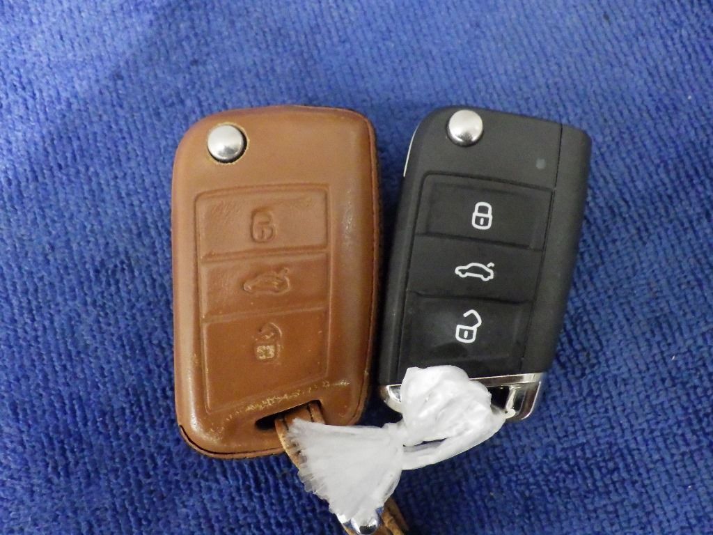 2021 Volkswagen T-ロック TDIスポーツ auction photo 14