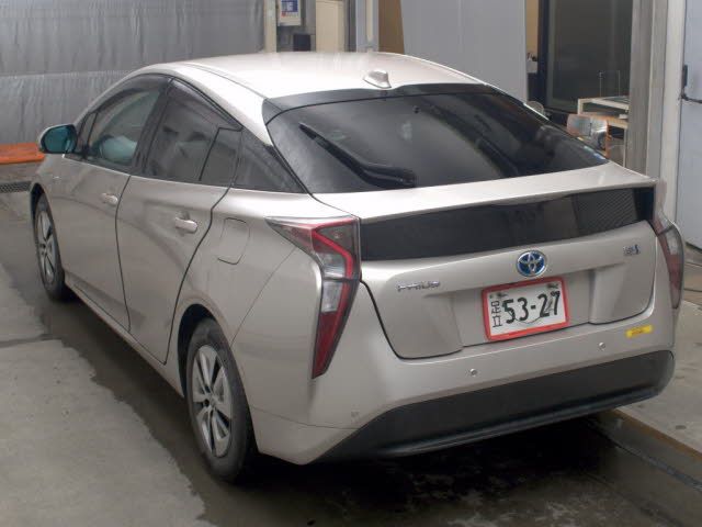 2017 Toyota Prius A auction photo 2