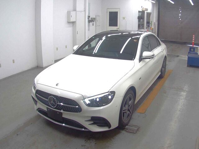 2021 Mercedes-Benz E-Class E350DEスポーツ auction photo 4