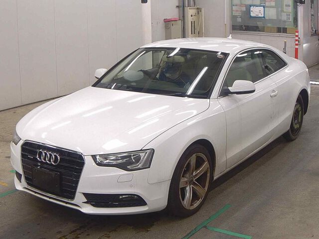 2012 Audi A5 2.0TFSIクワトロ 4WD auction photo 4