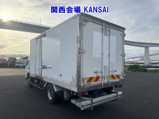 2017 Mitsubishi Fuso Canter Refrigerated PG auction photo 2
