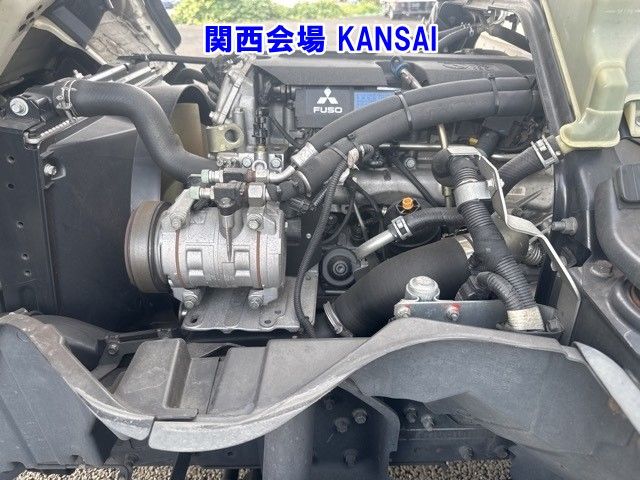 2017 Mitsubishi Fuso Canter Refrigerated PG auction photo 7