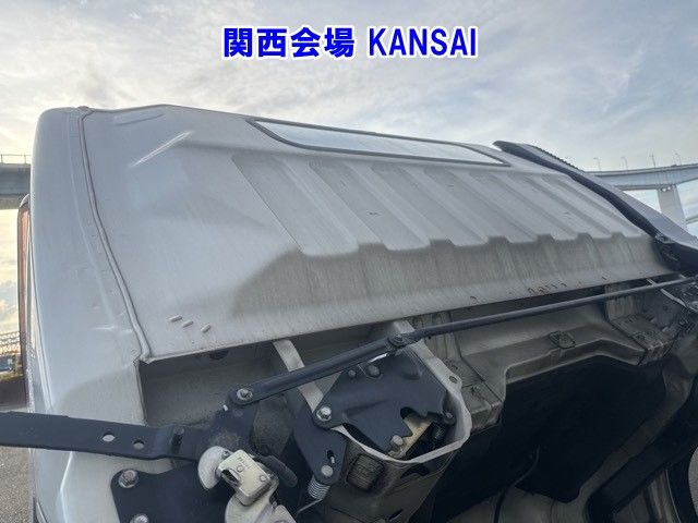 2017 Mitsubishi Fuso Canter Refrigerated PG auction photo 6