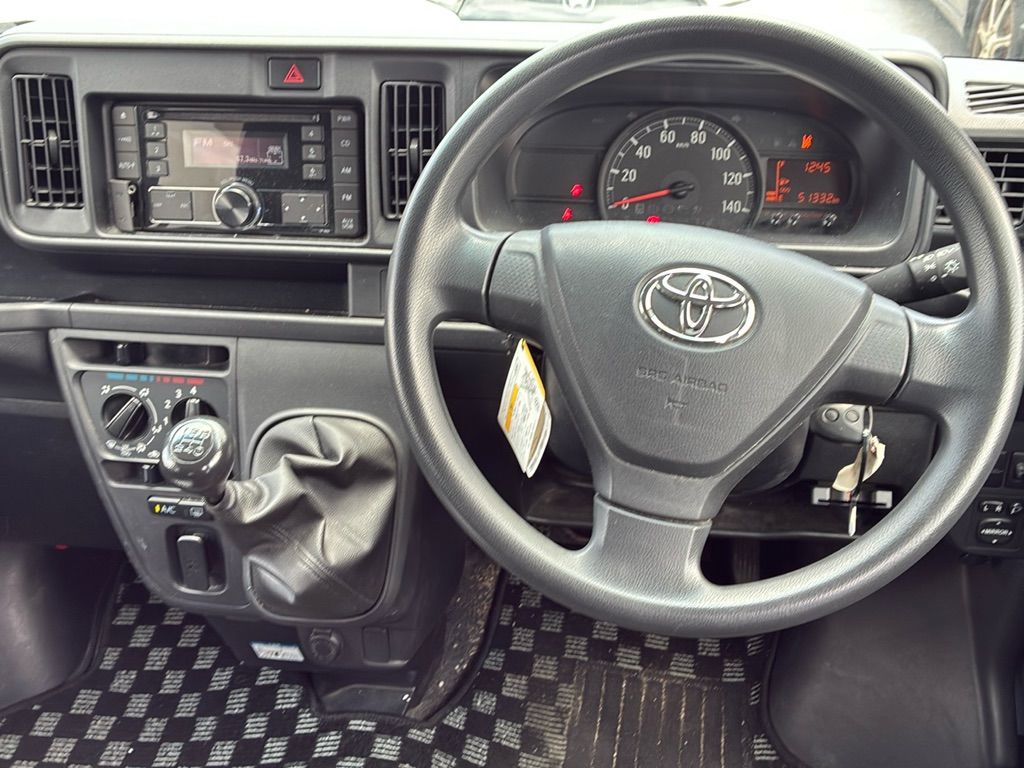 2019 Toyota ピクシス バン Cruise SAIII High Roof auction photo 3