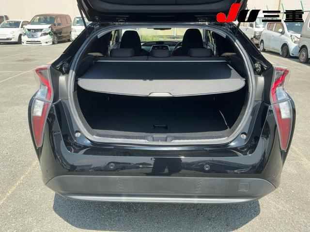 2016 Toyota Prius A auction photo 7