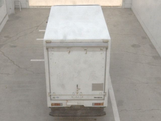2015 Mitsubishi Fuso Canter Refrigerated and frozen trucks auction photo 3