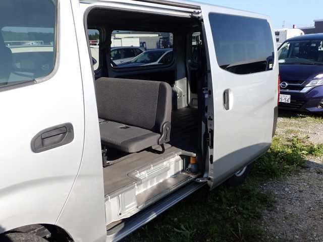 2019 Isuzu コモバン LD Long 4WD auction photo 10