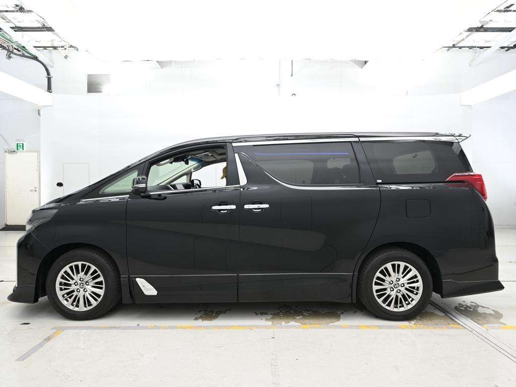 2022 Toyota Alphard SR C Package 4WD auction photo 4