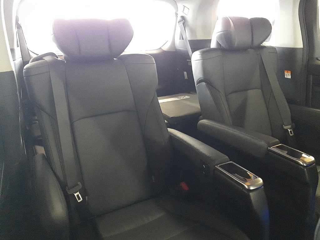 2022 Toyota Alphard SR C Package 4WD auction photo 11