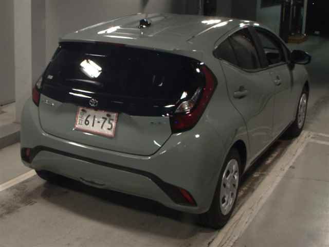 2026 Toyota Aqua auction photo 5