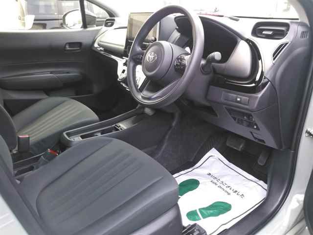 2026 Toyota Aqua auction photo 3