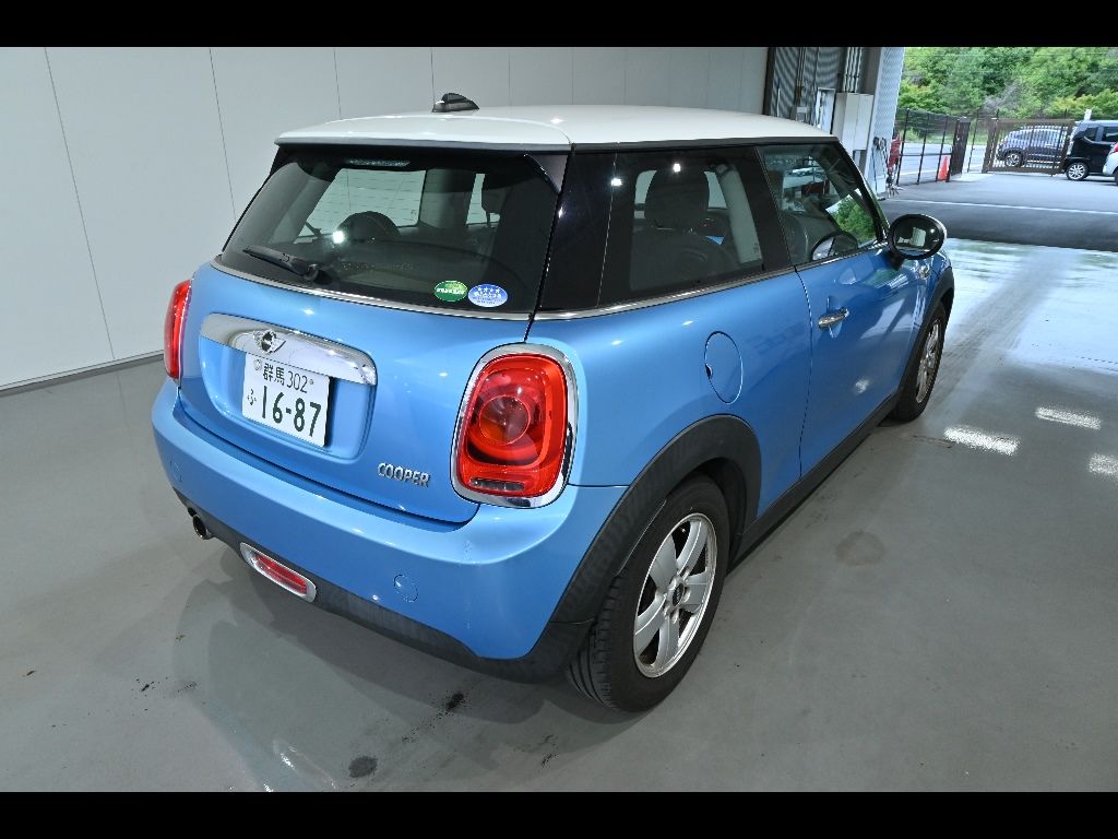 2016 MINI ミニ Cooper auction photo 2
