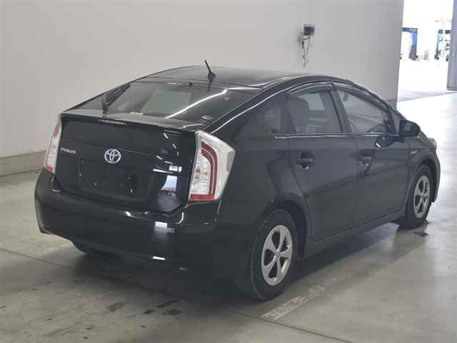 2015 Toyota Prius S auction photo 5