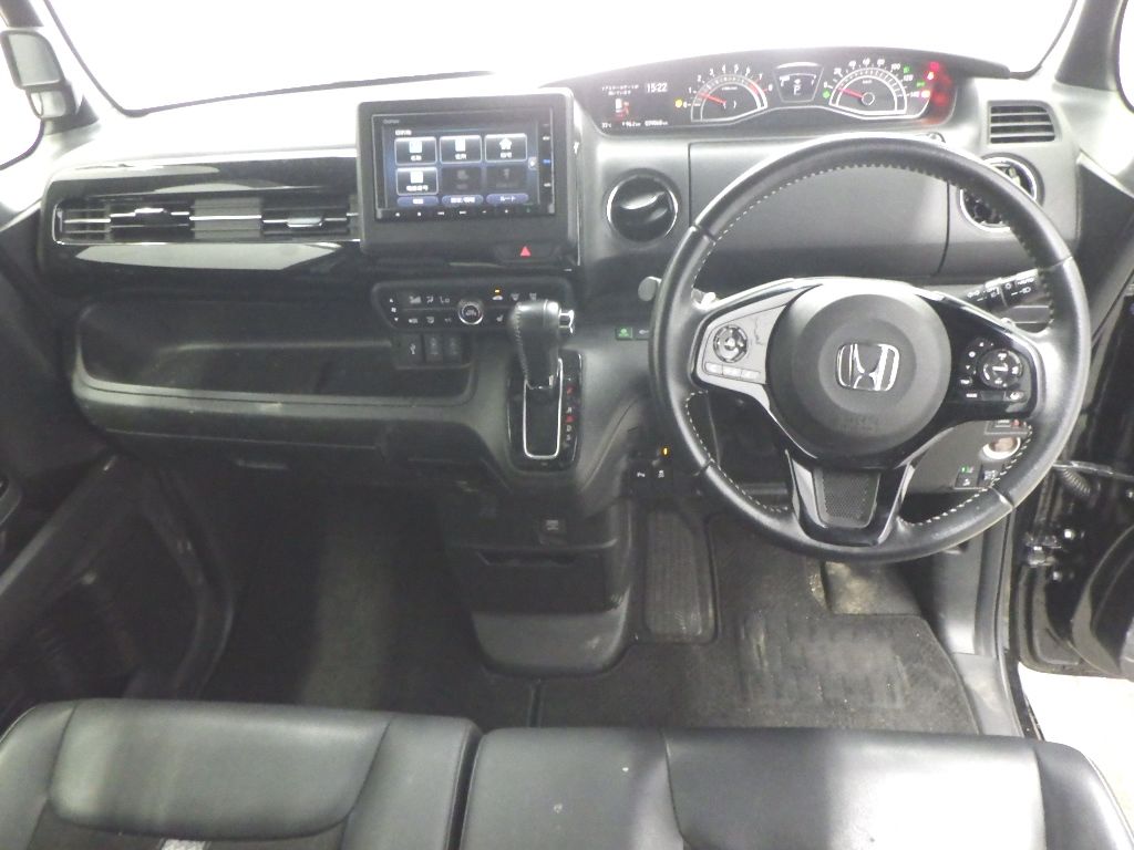 2021 Honda N-BOX カスタムLターボ auction photo 3