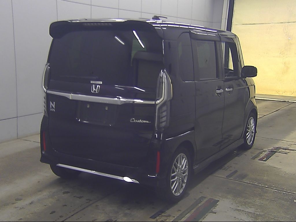 2021 Honda N-BOX カスタムLターボ auction photo 2