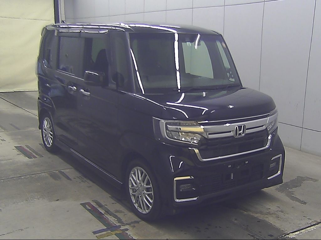 2021 Honda N-BOX L Japan auction vehicle