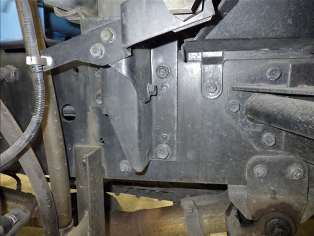 2009 Isuzu Forward Tank car auction photo 4