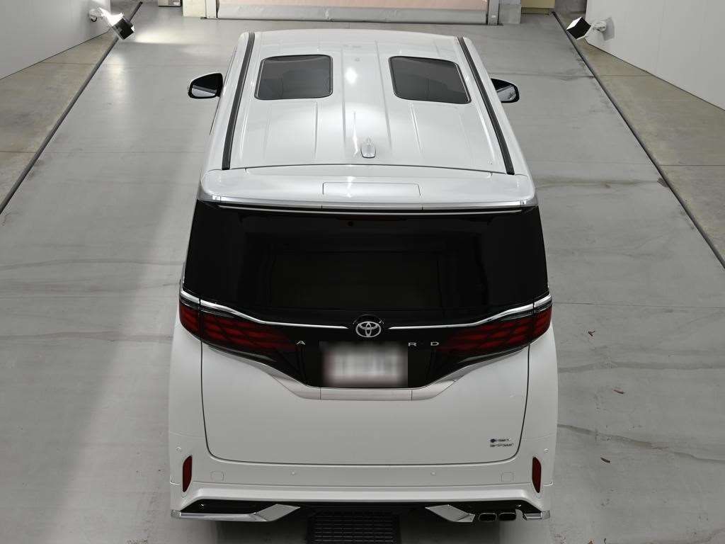 2023 Toyota Alphard Z 4WD auction photo 8