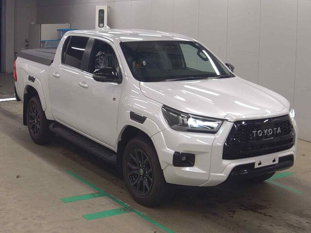 Japan Auction Vehicles 8 2024 Toyota Hilux Z GRスポーツ 4WD auction photo
