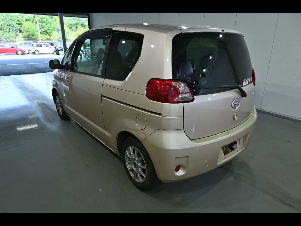 2011 Toyota Porte 130i auction photo 5