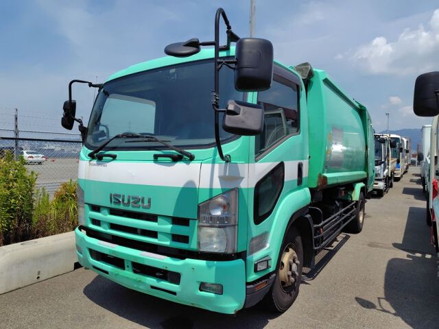 2013 Isuzu Forward Packer auction photo 4