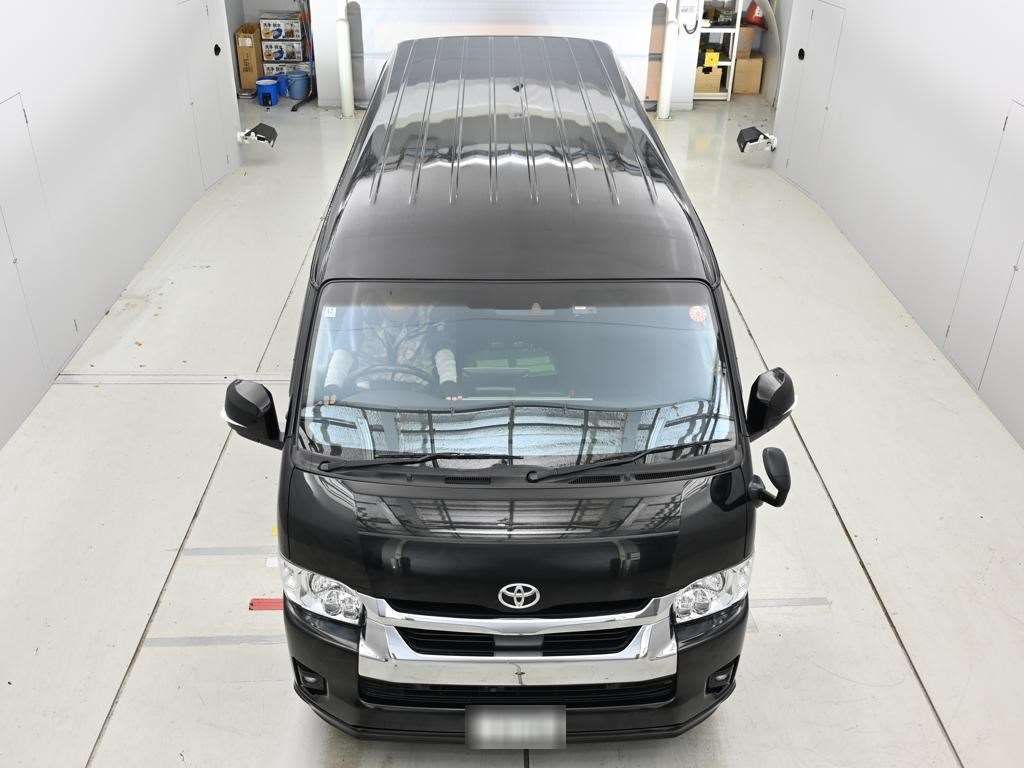 2022 Toyota Hiace GL auction photo 7