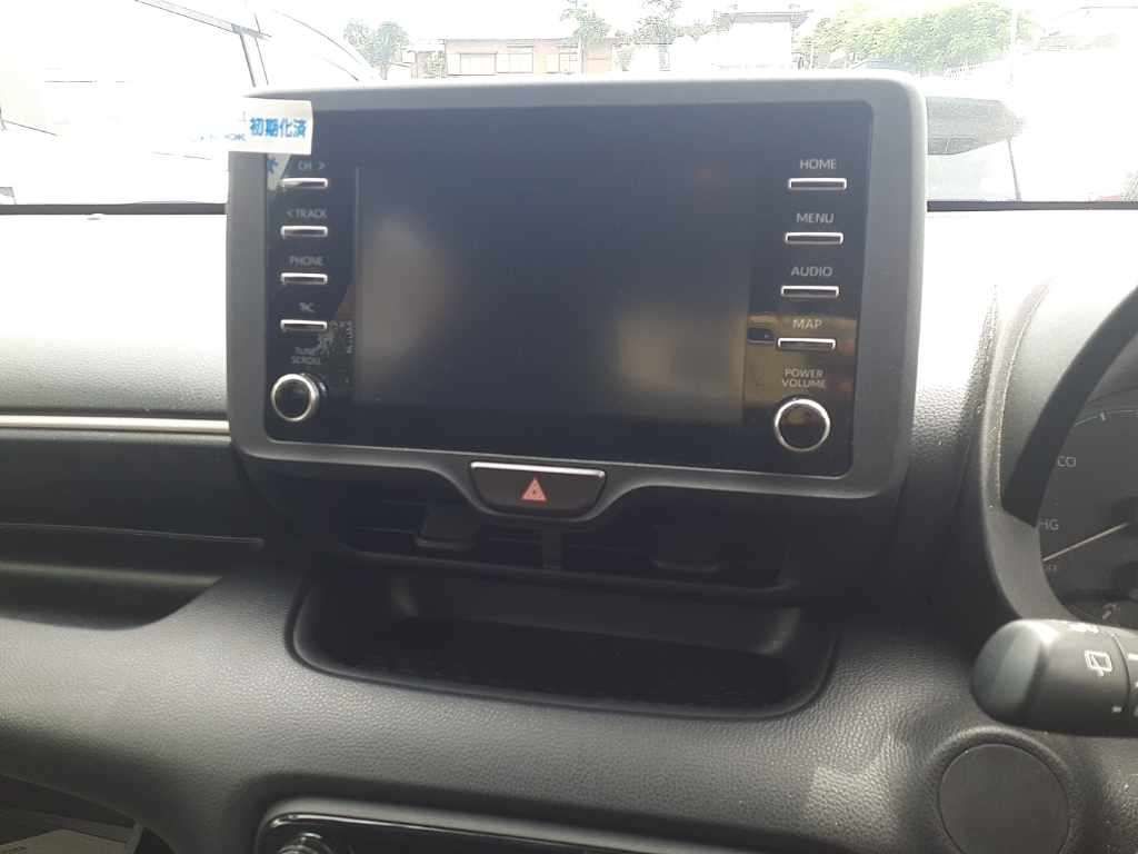 2021 Toyota Yaris ハイブリッドX auction photo 12