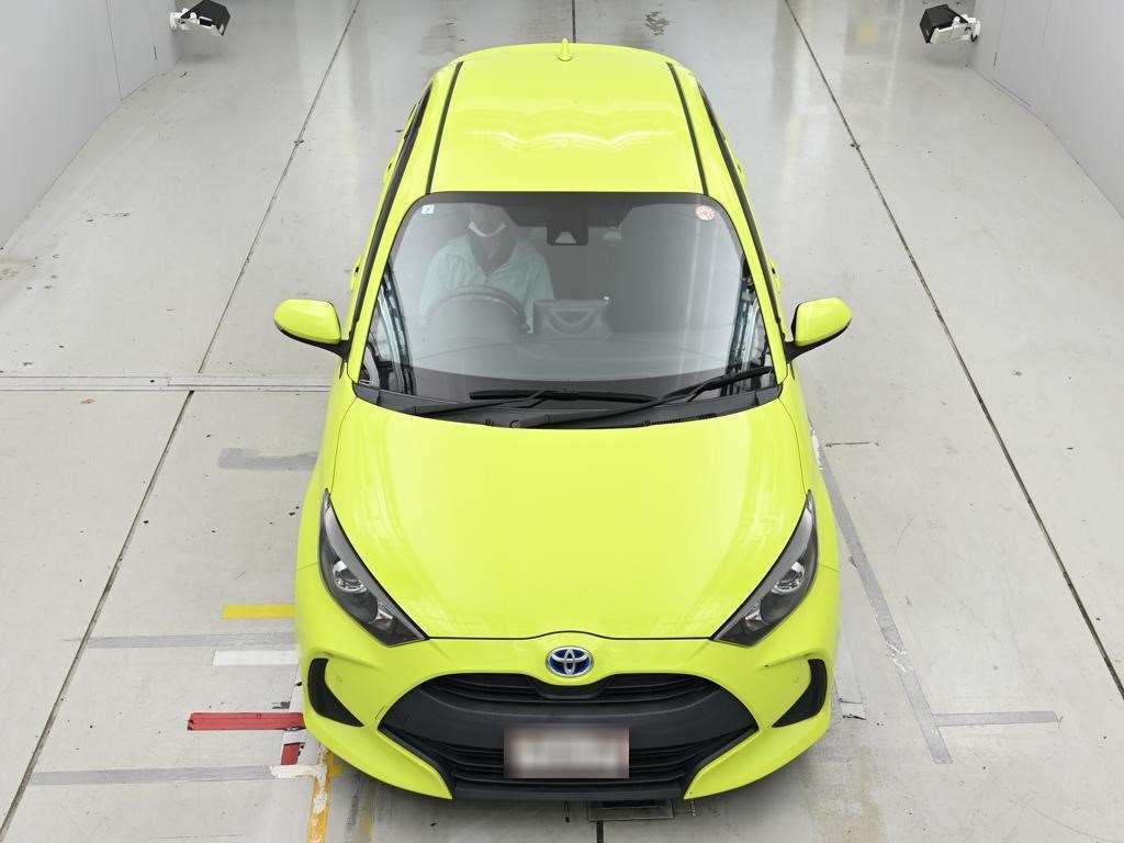 2021 Toyota Yaris ハイブリッドX auction photo 7