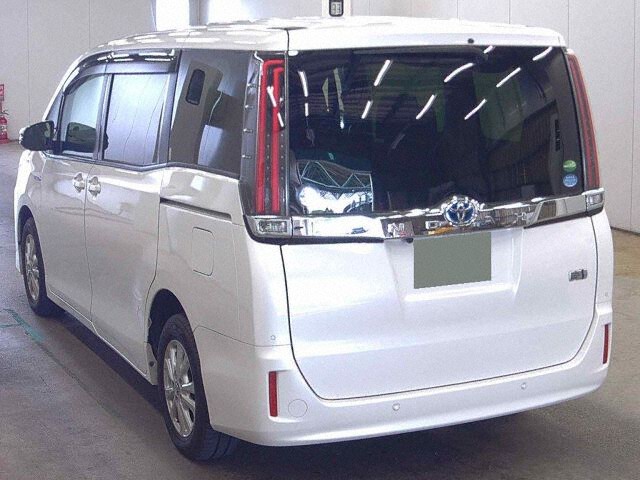 2020 Toyota Noah HV G auction photo 2