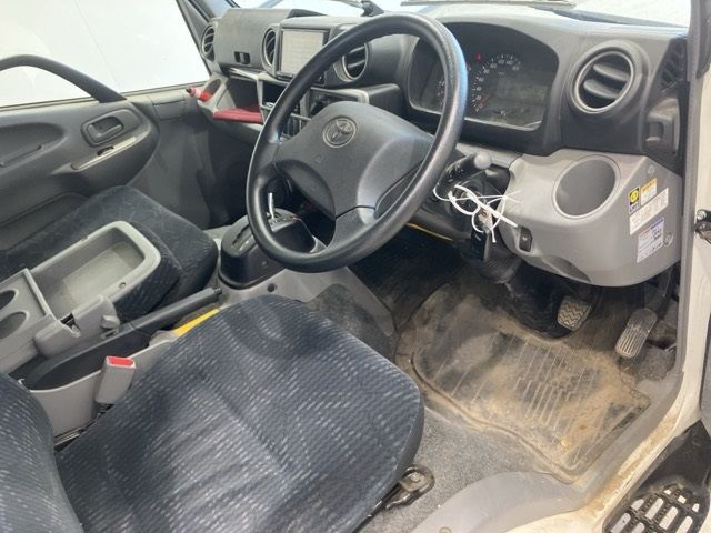 2020 Toyota Dyna Hira auction photo 4