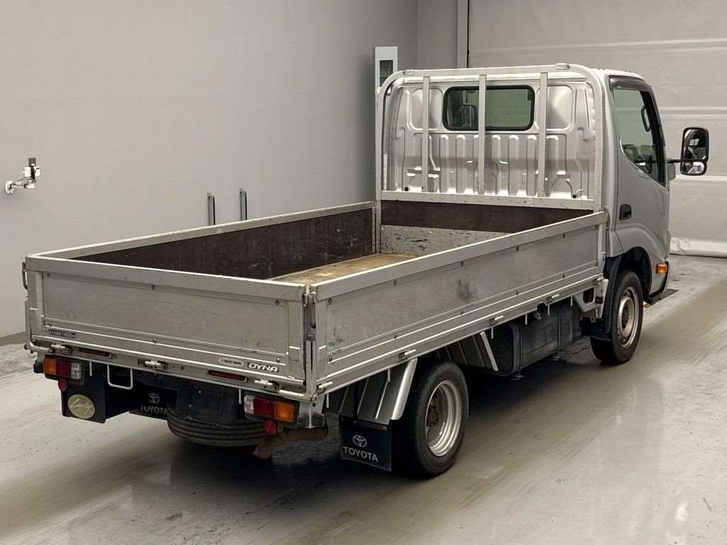 2017 Toyota Dyna Long Just Low auction photo 2