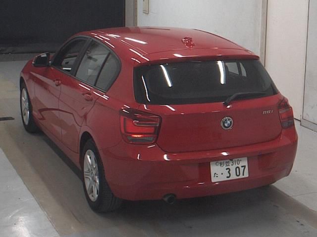 2015 BMW 1 Series 116i auction photo 2